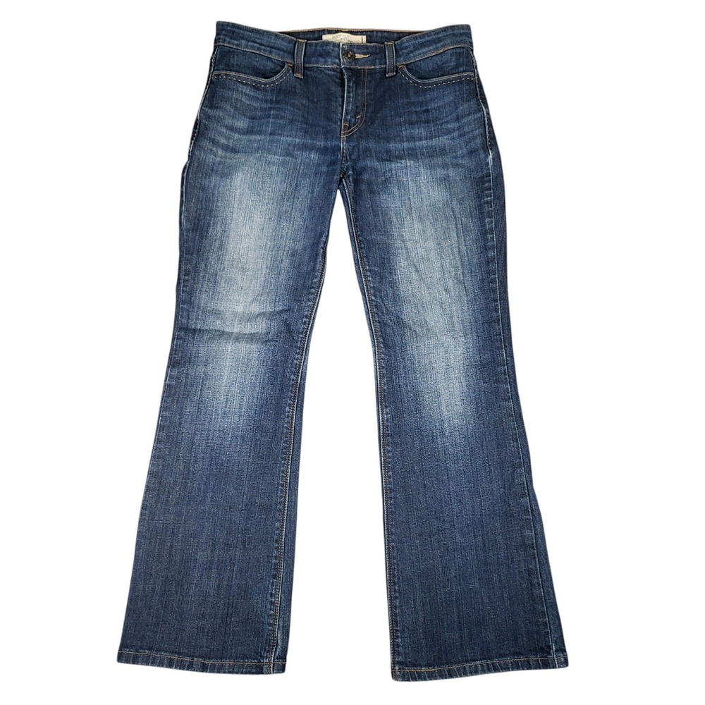 Levi's 515 Jeans Women 8M (Fits 32x28) Bootcut Medium Wash Denim Stretch Frayed